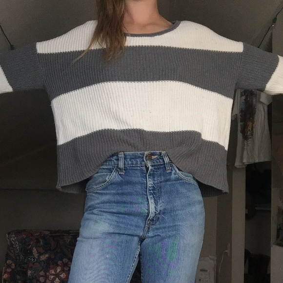 Comfy Striped Sweater - Picture 4 of 5